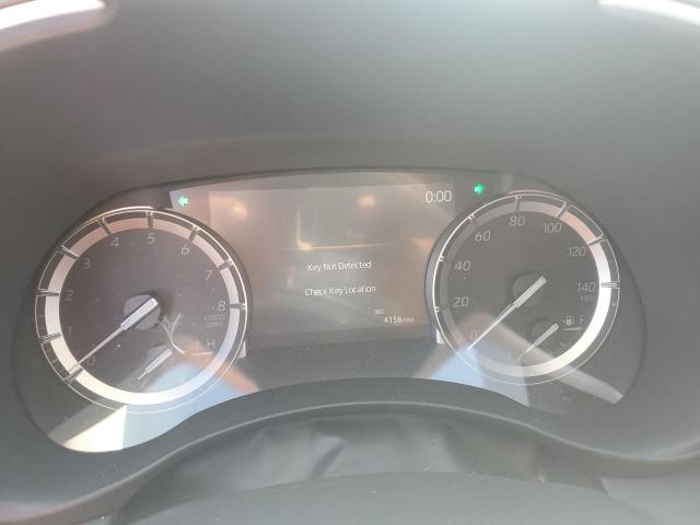 5TDGZRAH9NS140680 - 2022 TOYOTA HIGHLANDER XLE SILVER photo 9