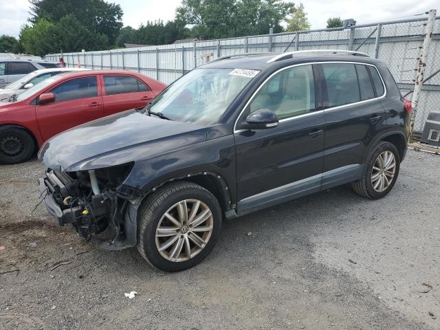 2013 VOLKSWAGEN TIGUAN S, null