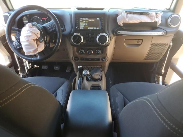 1C4BJWEG7GL107294 - 2016 JEEP WRANGLER U SAHARA SILVER photo 8