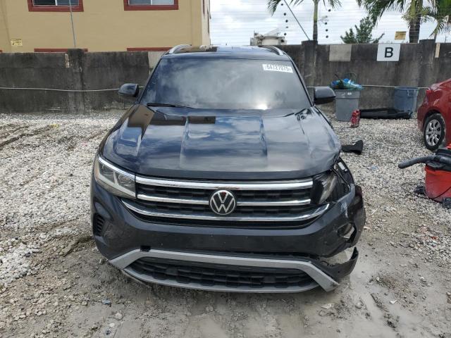 1V2YC2CA8LC215072 - 2020 VOLKSWAGEN ATLAS CROS SE BLACK photo 5