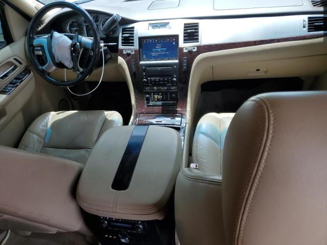 1GYUCHEF7AR180573 - 2010 CADILLAC ESCALADE ESV LUXURY 白色 照片 8