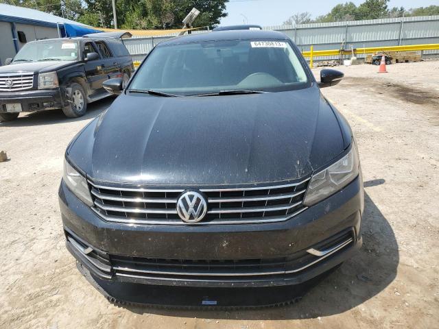 1VWAT7A38GC030575 - 2016 VOLKSWAGEN PASSAT S BLACK photo 5