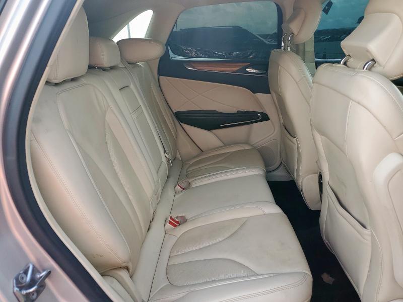 5LMCJ2C94GUJ30360 - 2016 LINCOLN MKC SELECT 银色 照片 10
