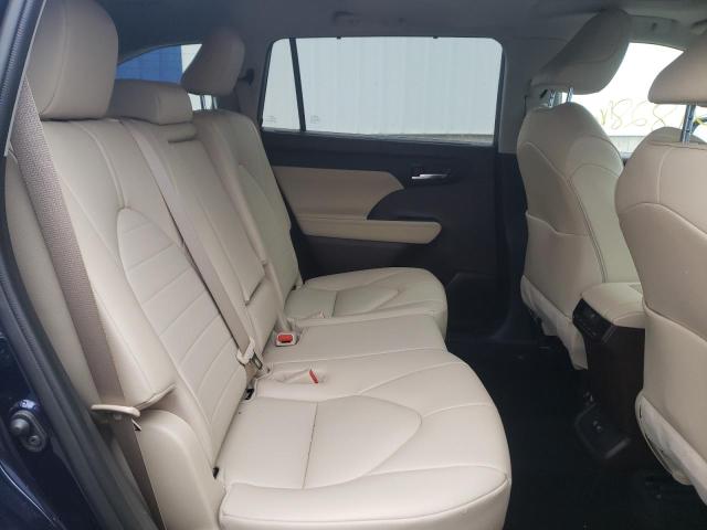 5TDGZRBH8MS550657 - 2021 TOYOTA HIGHLANDER XLE BLUE photo 6