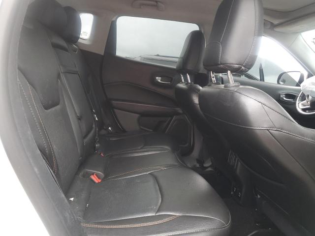 3C4NJDCB1JT355478 - 2018 JEEP COMPASS LIMITED WHITE photo 11