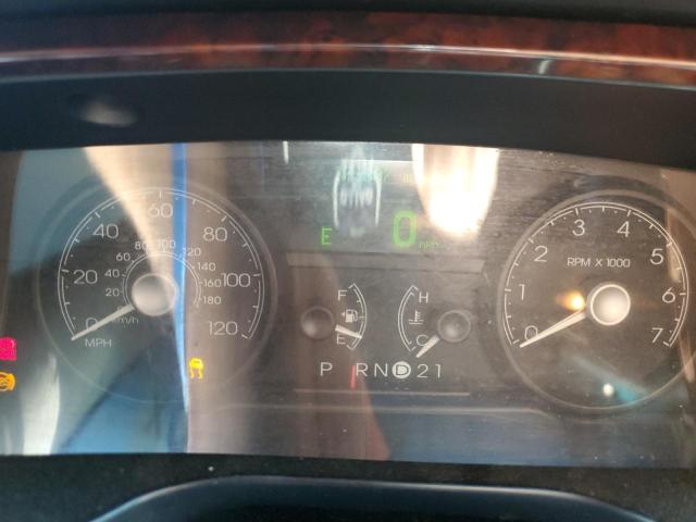 2LNHM84W48X655629 - 2008 LINCOLN TOWN CAR EXECUTIVE L BLACK photo 9