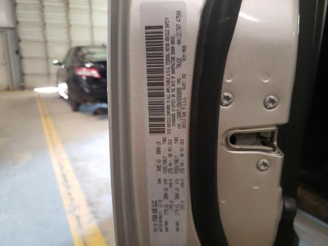 1C6RR7LG5KS592699 - 2019 RAM 1500 CLASS SLT 银色 照片 13