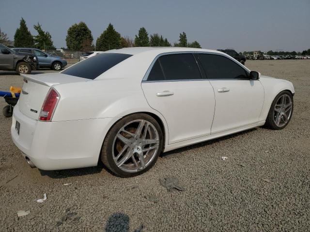 2C3CCAFJ2CH802001 - 2012 CHRYSLER 300 SRT-8 WHITE photo 3