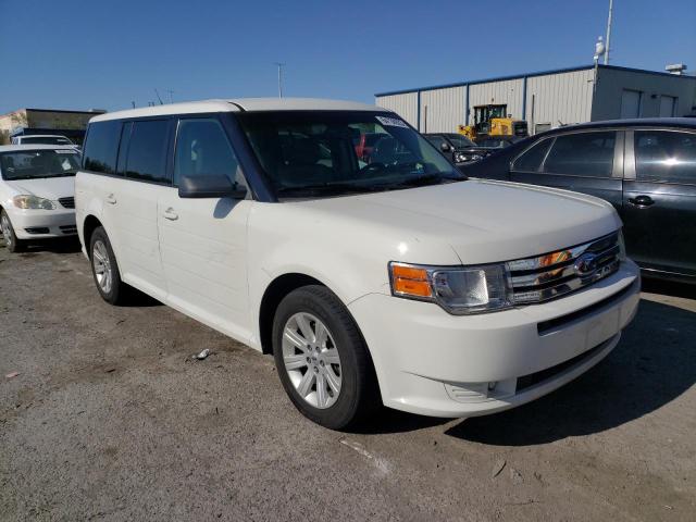 2FMGK5BCXABB18310 - 2010 FORD FLEX SE WHITE photo 4