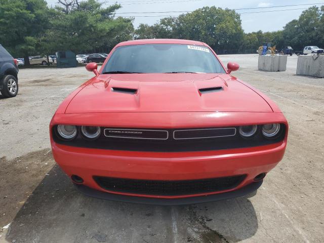 2C3CDZGGXKH607227 - 2019 DODGE CHALLENGER SXT RED photo 5