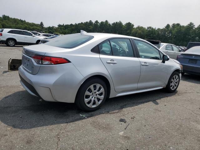 5YFEPRAE3LP094403 - 2020 TOYOTA COROLLA LE Արծաթագույն լուսանկար 3