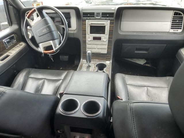 5LMFU28528LJ08939 - 2008 LINCOLN NAVIGATOR 奶油色 照片 8