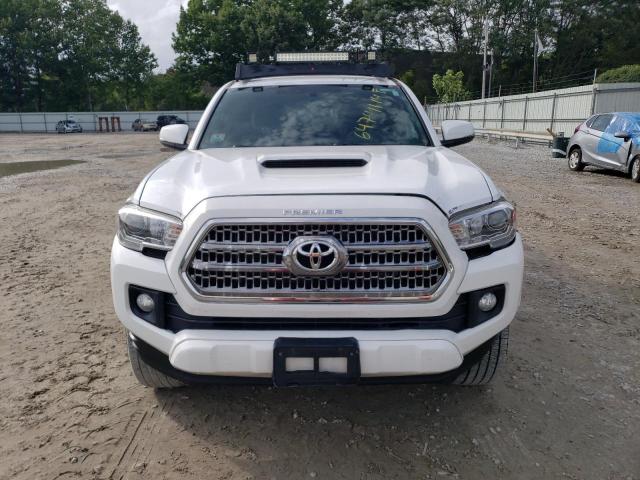 5TFCZ5AN0GX017344 - 2016 TOYOTA TACOMA DOUBLE CAB WHITE photo 5