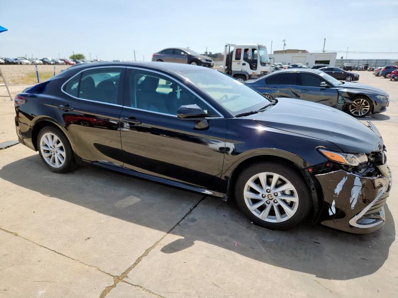 4T1C11AK2PU754323 - 2023 TOYOTA CAMRY LE BLACK photo 4