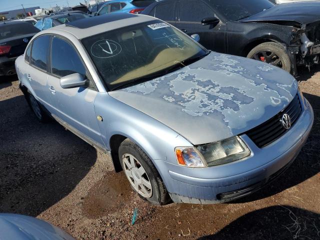 WVWAD63BXXE507686 - 1999 VOLKSWAGEN PASSAT GLS BLUE photo 4