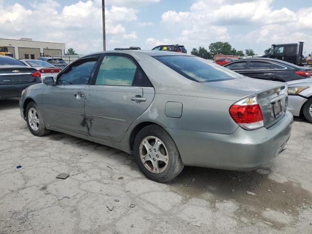 4T1BE32K75U534473 - 2005 TOYOTA CAMRY LE Күміс фото 2