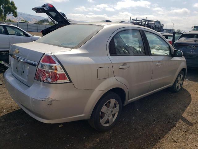 KL1TD56E69B609040 - 2009 CHEVROLET AVEO LS SILVER photo 3