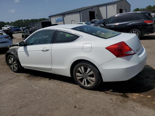 1HGCS1B32CA014485 - 2012 HONDA ACCORD LX WHITE photo 2