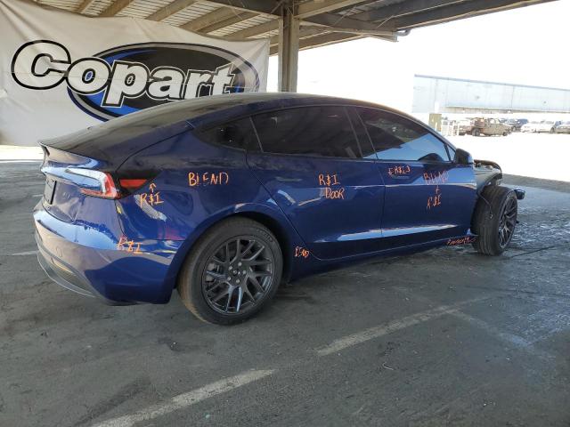 5YJ3E1EA3SF023945 - 2025 TESLA MODEL 3 ლურჯი ფოტო 3