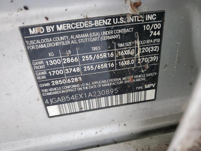 4JGAB54EX1A230895 - 2001 MERCEDES-BENZ M-CLASS 320 SILVER photo 12