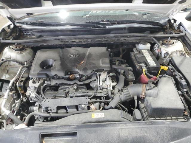 4T1B11HK4KU179698 - 2019 TOYOTA CAMRY L WHITE photo 11