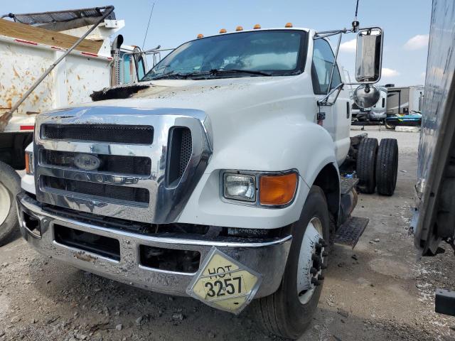 3FRXF7FJ4BV558372 - 2011 FORD F750 SUPER DUTY WHITE photo 1