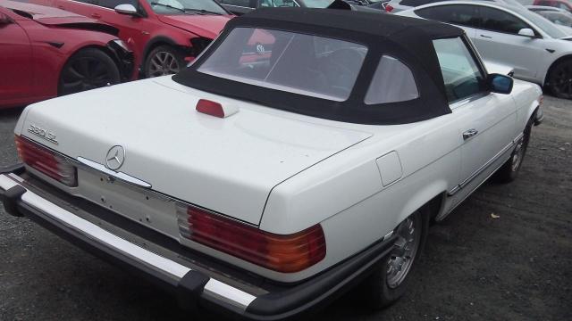 WDBBA45AXEA013224 - 1984 MERCEDES-BENZ 380 SL WHITE photo 3