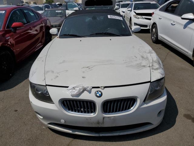 4USBT33545LS55159 - 2005 BMW Z4 2.5 WHITE photo 5