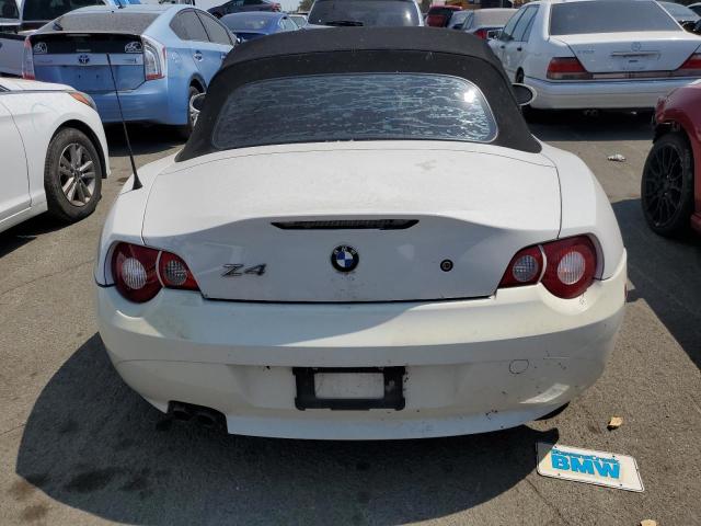 4USBT33545LS55159 - 2005 BMW Z4 2.5 WHITE photo 6