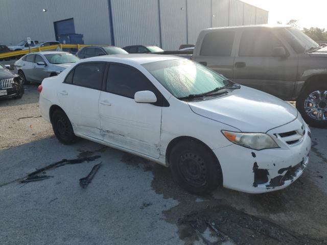 2T1BU4EE4BC627270 - 2011 TOYOTA COROLLA LE BASE WHITE photo 4