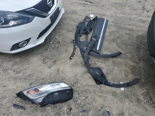 1FM5K7D82JGB40306 - 2018 FORD EXPLORER XLT Сріблястий фото 13