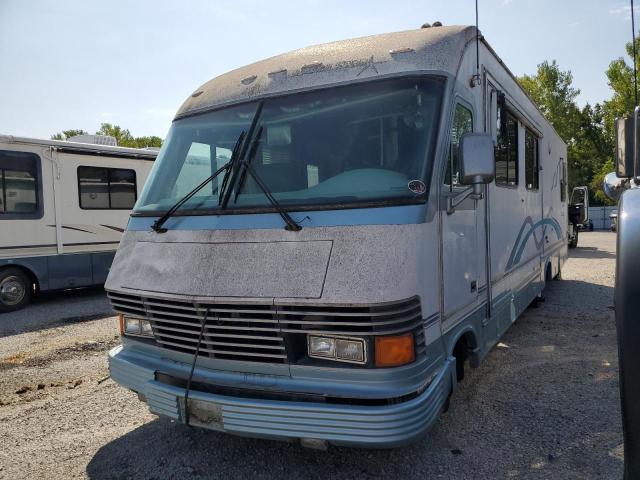 1GBLP37N4S3308547 - 1995 DUTC MOTORHOME TWO TONE photo 2