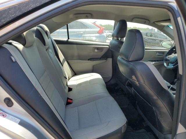 4T1BF1FK5HU687045 - 2017 TOYOTA CAMRY LE SILVER photo 10