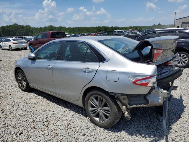 4T1BF1FK5HU687045 - 2017 TOYOTA CAMRY LE SILVER photo 2