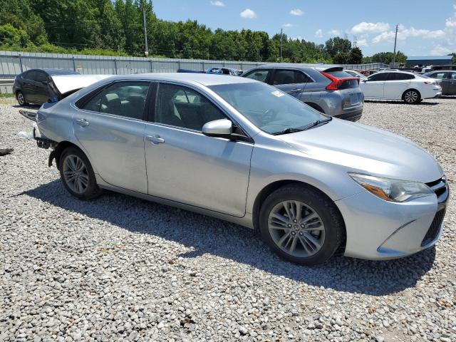 4T1BF1FK5HU687045 - 2017 TOYOTA CAMRY LE SILVER photo 4