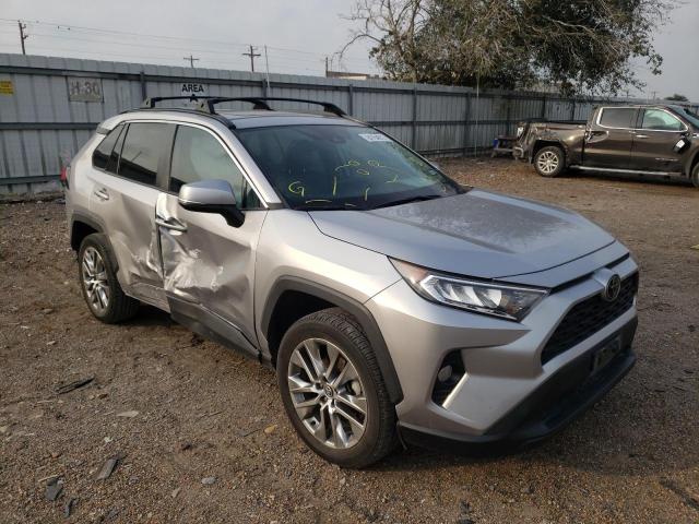 2T3C1RFV8LC035128 - 2020 TOYOTA RAV4 XLE PREMIUM SILVER photo 1