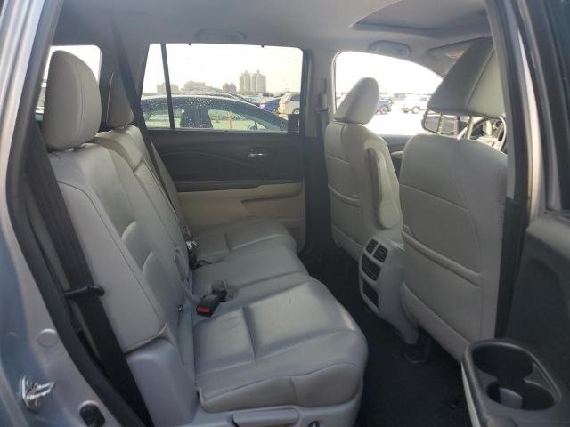 5FNYF5H5XKB034952 - 2019 HONDA PILOT EXL SILVER photo 11