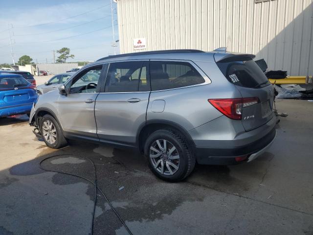 5FNYF5H5XKB034952 - 2019 HONDA PILOT EXL SILVER photo 2