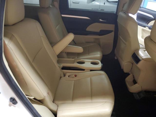 5TDKKRFH8GS168075 - 2016 TOYOTA HIGHLANDER XLE WHITE photo 11