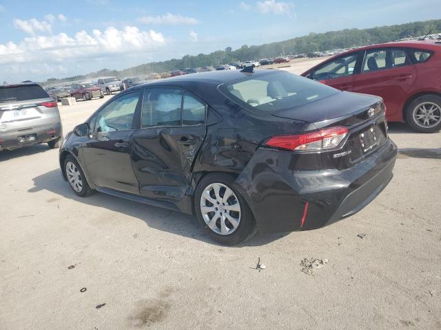 5YFEPMAE7NP328600 - 2022 TOYOTA COROLLA LE შავი ფოტო 2