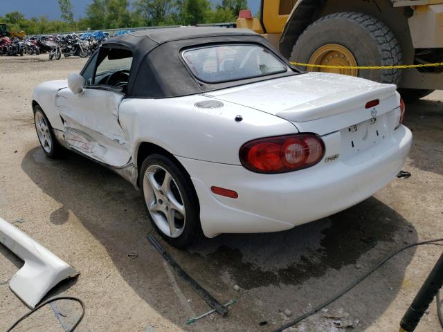 JM1NB353930304940 - 2003 MAZDA MX-5 MIATA BASE WHITE photo 2