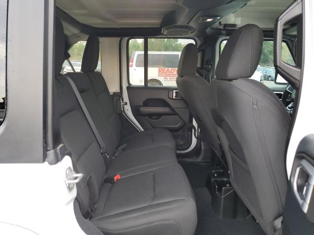 1C4HJXEN5JW245923 - 2018 JEEP WRANGLER U SAHARA WHITE photo 11