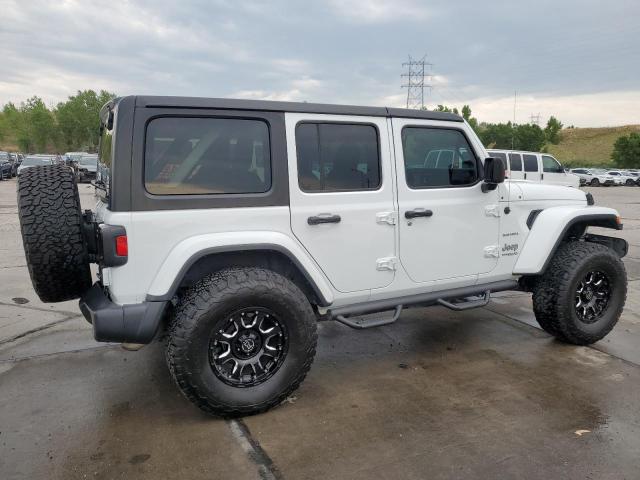 1C4HJXEN5JW245923 - 2018 JEEP WRANGLER U SAHARA WHITE photo 3