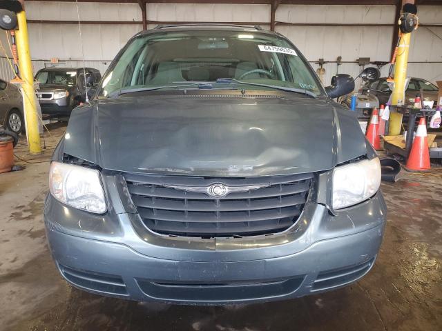 1C4GP45R25B318979 - 2005 CHRYSLER TOWN & COU 蓝色 照片 5