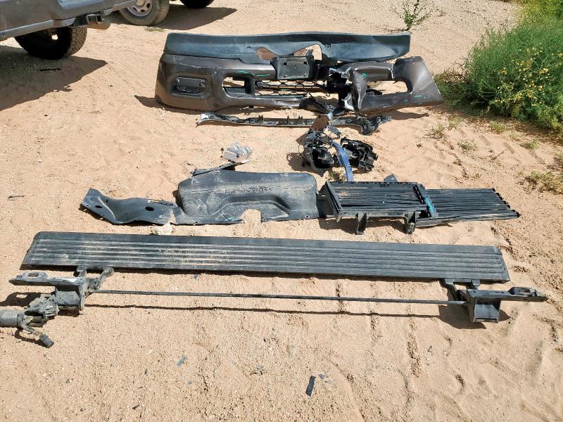 3C6UR5GL8MG580708 - 2021 RAM 2500 LONGHORN SILVER photo 12