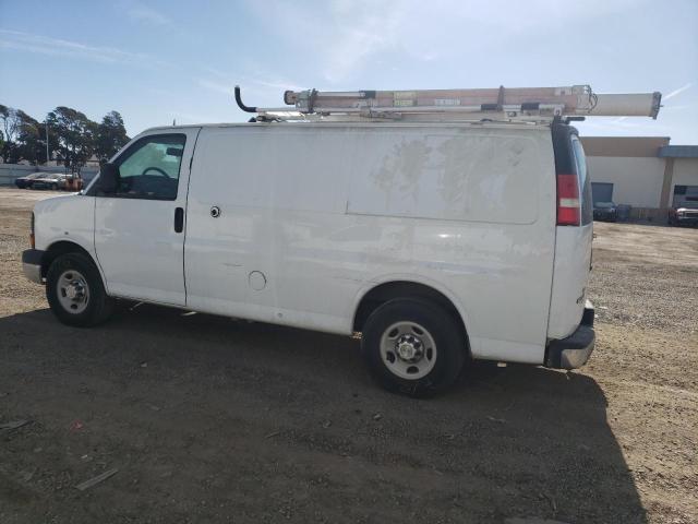 1GCWGFCB8E1119986 - 2014 CHEVROLET EXPRESS G2 WHITE photo 2