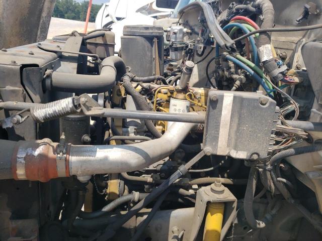 1GBM7H1C4YJ520541 - 2000 CHEVROLET C-SERIES C7H042 白色 照片 11