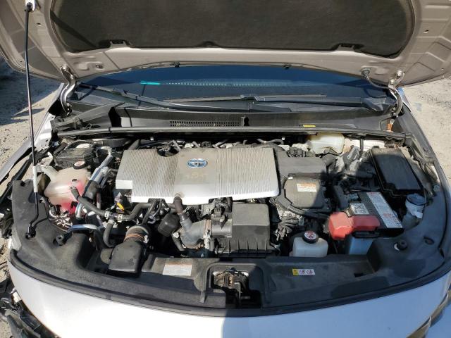 JTDKARFP0H3065990 - 2017 TOYOTA PRIUS PRIM SILVER photo 11