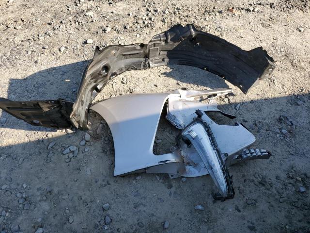 JTDKARFP0H3065990 - 2017 TOYOTA PRIUS PRIM SILVER photo 12