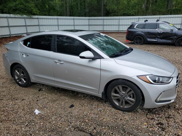 5NPD84LF9JH213860 - 2018 HYUNDAI ELANTRA SEL SILVER photo 4